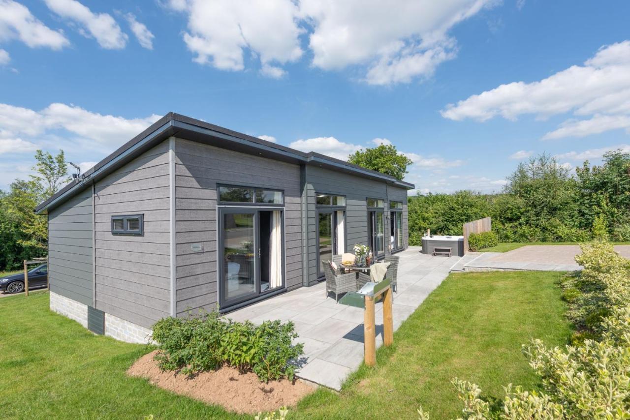 Primrose Lodge, 25 Roadford Lake Lodges Lifton Exterior foto