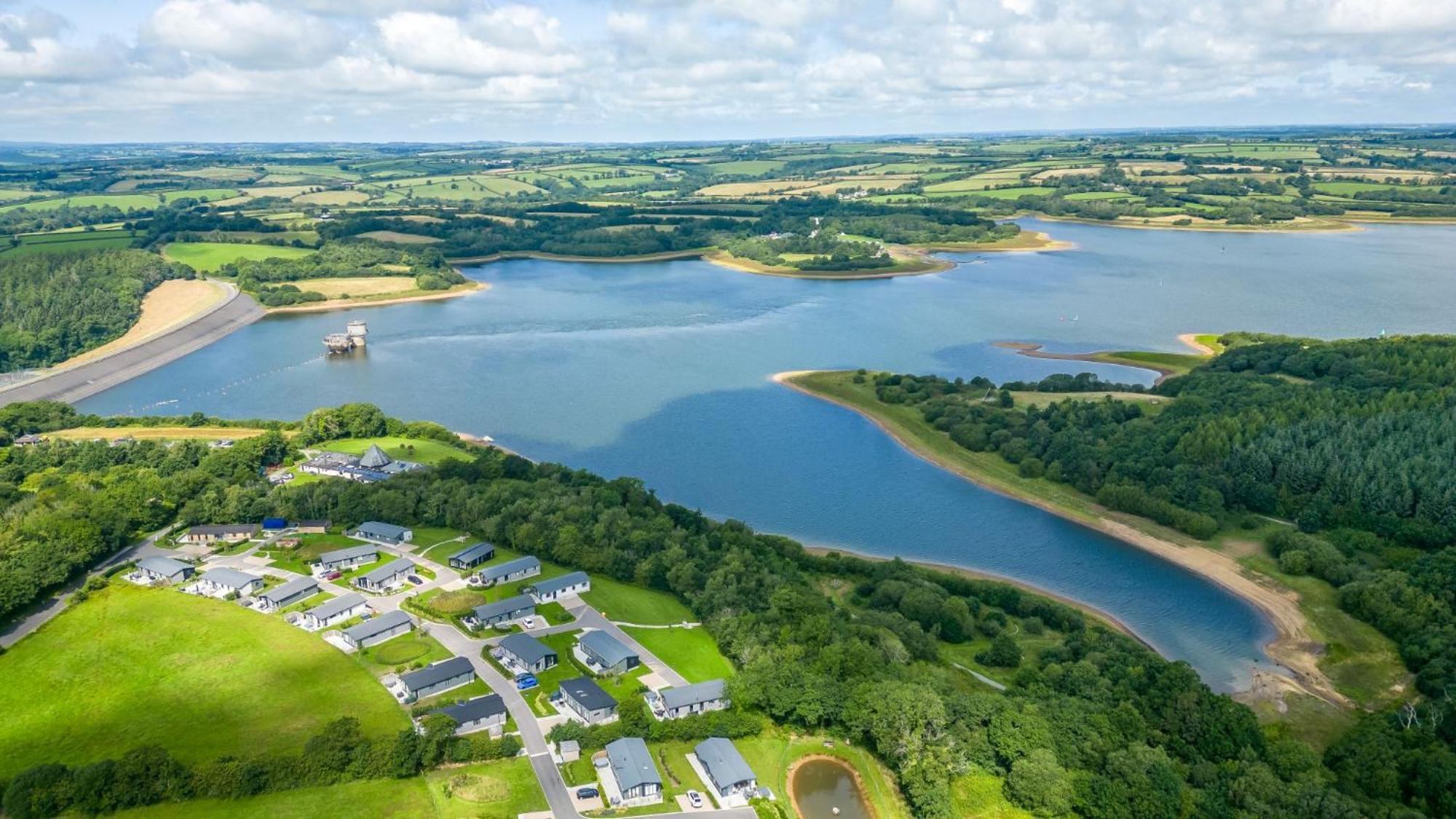 Primrose Lodge, 25 Roadford Lake Lodges Lifton Exterior foto